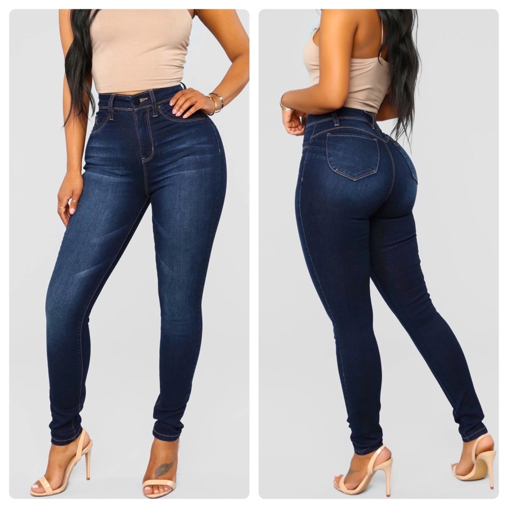 *SOLD* NEW FN Booty Lifting Jeans - Dark Denim - size 9 - Picture 1 of 5